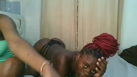 purple_honey1 online show from 03-28-26, 11:59
