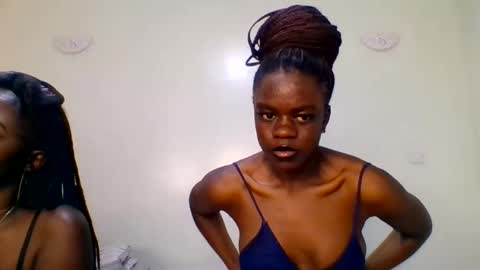 purple_honey1 online show from 05-08-26, 04:12