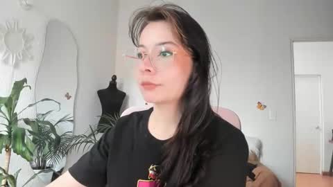 Vero online from Tuesday to Sunday online show from 04-23-26, 05:15