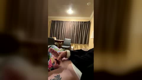 purplepoltergeistx online show from 05-12-26, 06:32