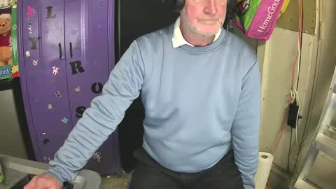 Mark online show from 01-28-25, 06:49