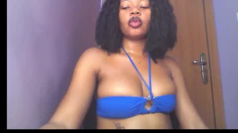 Snapshot of pussy_x_cookie chatting on 02-28-26, 09:21 stella online show from 02-28-26, 09:21