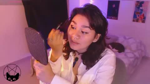 Snapshot of pussycat420_ chatting on 06-11-26, 02:00 Mari online show from 06-11-26, 02:00