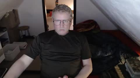 pussylovercb online show from 04-17-26, 02:42