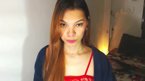 Snapshot of pussywetandwild chatting on 01-02-25, 10:11 LHARA online show from 01-02-25, 10:11