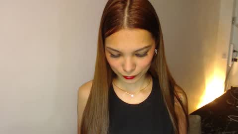 Snapshot of pussywetandwild chatting on 01-28-25, 07:00 LHARA online show from 01-28-25, 07:00