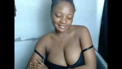 Snapshot of pussyxwetx chatting on 06-25-26, 11:31 pussyxwetx online show from 06-25-26, 11:31