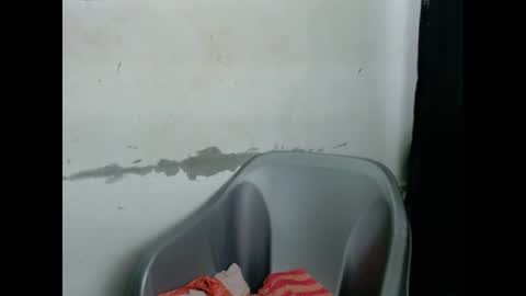 Snapshot of pussyxwetx chatting on 07-14-26, 02:05 pussyxwetx online show from 07-14-26, 02:05