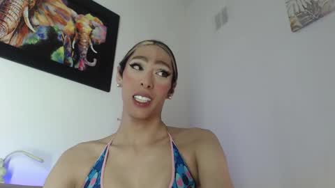 Snapshot of putinna chatting on 02-22-26, 07:29 Pau Manchita online show from 02-22-26, 07:29