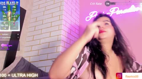 Snapshot of putipaula2 chatting on 12-14-24, 12:33 Pau online show from 12-14-24, 12:33