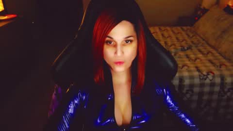 Snapshot of pvckitty chatting on 02-17-25, 03:31 Kitty online show from 02-17-25, 03:31