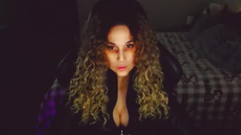 Snapshot of pvckitty chatting on 02-21-26, 12:22 Kitty online show from 02-21-26, 12:22