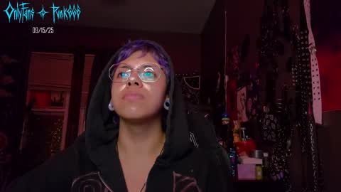 Snapshot of pvnkwizard chatting on 09-16-25, 02:45 Pvnk online show from 09-16-25, 02:45