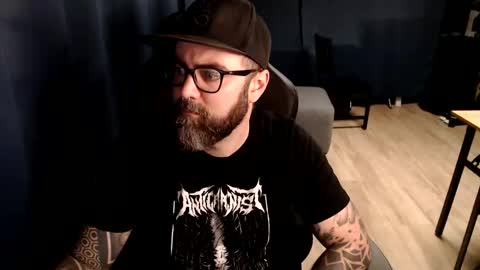 Snapshot of pyroxen chatting on 05-16-26, 12:37 Yog Sothoth online show from 05-16-26, 12:37