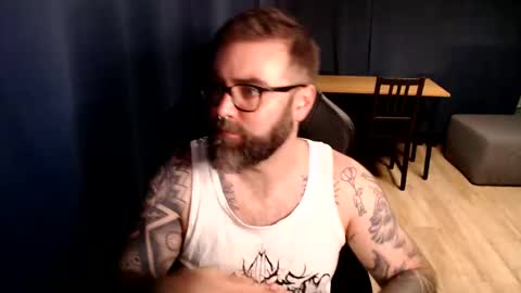 Snapshot of pyroxen chatting on 05-30-26, 08:28 Yog Sothoth online show from 05-30-26, 08:28