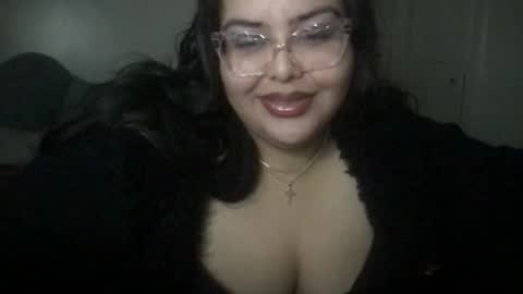 Snapshot of pytbbw chatting on 01-11-25, 03:42 Prettypink Tinyhole online show from 01-11-25, 03:42