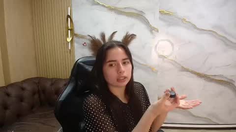 Snapshot of qetsyah_tf chatting on 04-18-26, 07:58 Qetsyah online show from 04-18-26, 07:58
