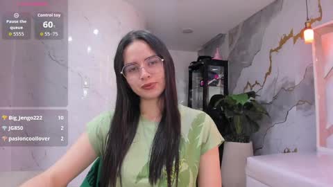 Snapshot of qetsyah_tf chatting on 04-29-26, 03:27 Qetsyah online show from 04-29-26, 03:27