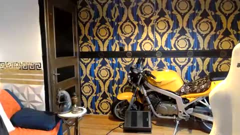 Qianos online show from 06-15-26, 05:48