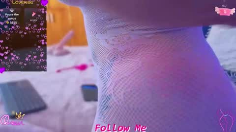 Queen And King online show from 01-14-26, 03:17