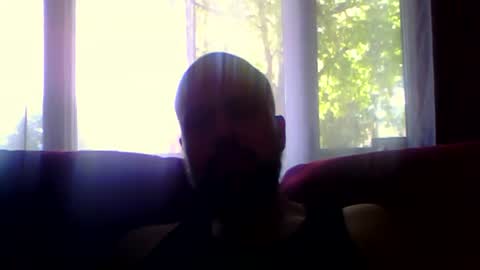 Snapshot of quebecboy233 chatting on 06-11-26, 02:04 quebecboy233 online show from 06-11-26, 02:04