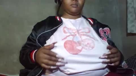 Snapshot of queen2302 chatting on 05-07-26, 09:47 queen2302 online show from 05-07-26, 09:47
