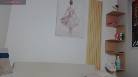 Snapshot of queen_adhara chatting on 07-23-26, 01:52 ANTONELLA online show from 07-23-26, 01:52