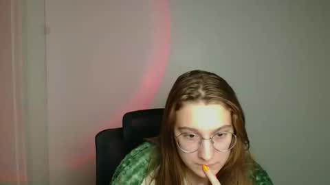 Amelie online show from 02-20-26, 06:48