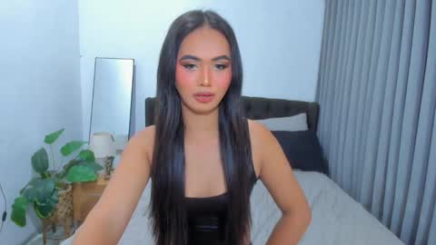 Snapshot of queen_bitch_avery chatting on 09-30-25, 01:49 AVERY online show from 09-30-25, 01:49