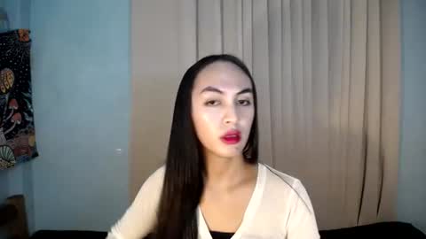 Snapshot of queen_danaya chatting on 06-26-26, 02:05 queen_danaya online show from 06-26-26, 02:05