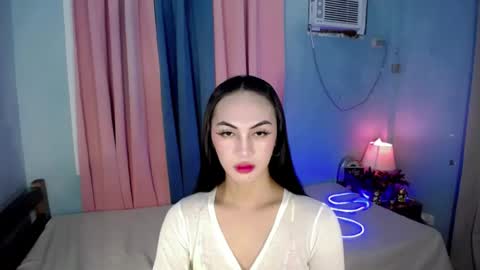 Snapshot of queen_danaya chatting on 07-03-26, 07:09 queen_danaya online show from 07-03-26, 07:09