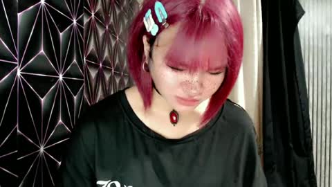 Snapshot of queen_elicktra chatting on 06-20-26, 02:53 JOY online show from 06-20-26, 02:53