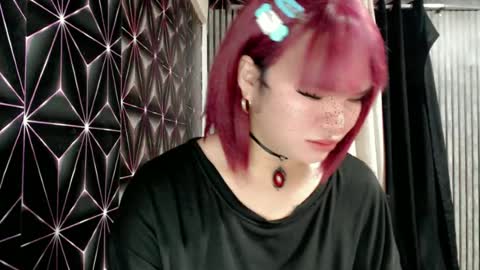 Snapshot of queen_elicktra chatting on 06-21-26, 07:16 JOY online show from 06-21-26, 07:16