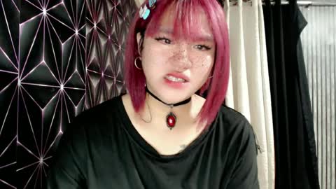 Snapshot of queen_elicktra chatting on 06-22-26, 12:13 JOY online show from 06-22-26, 12:13