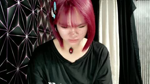Snapshot of queen_elicktra chatting on 06-23-26, 09:24 JOY online show from 06-23-26, 09:24