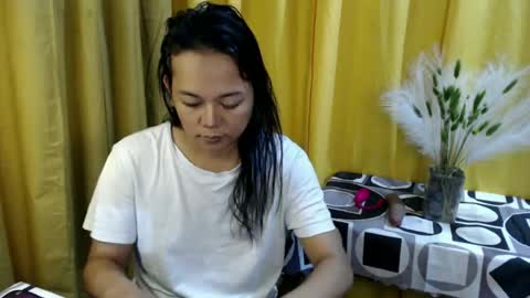 queen_ennah online show from 06-21-26, 08:33