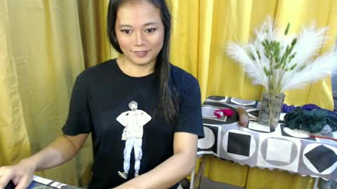 queen_ennah online show from 06-26-26, 01:10