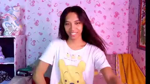Snapshot of queen_gia chatting on 06-27-26, 12:22 queen_gia online show from 06-27-26, 12:22