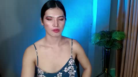 Snapshot of queen_kendalx19 chatting on 02-11-25, 05:16 Kendal online here from 6am-3pm philippine time online show from 02-11-25, 05:16
