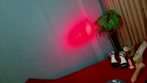 Snapshot of queen_kendalx19 chatting on 02-22-25, 05:12 Kendal online here from 6am-3pm philippine time online show from 02-22-25, 05:12