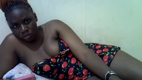 Snapshot of queen_leilla chatting on 06-22-26, 03:08 queen_leilla online show from 06-22-26, 03:08