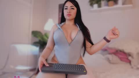 Liana  online show from 03-21-26, 08:19