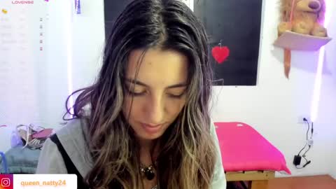 queen_natttyy online show from 01-10-25, 11:11