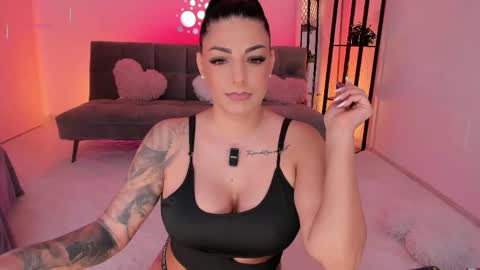 queen_of_deepthroat online show from 05-25-26, 03:45