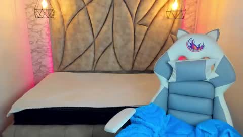   online show from 03-05-25, 12:11