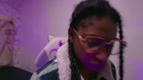   online show from 12-03-25, 11:19