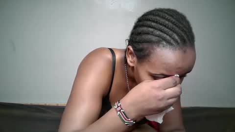 queen_pretty11 online show from 04-26-26, 04:43