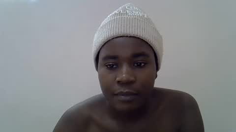Snapshot of queen_sly chatting on 10-16-25, 11:11 queen_sly online show from 10-16-25, 11:11
