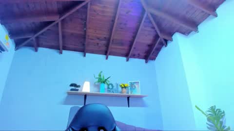 Queen online show from 03-10-26, 08:14