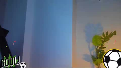 Snapshot of queengrett chatting on 06-29-26, 04:40 Queen online show from 06-29-26, 04:40